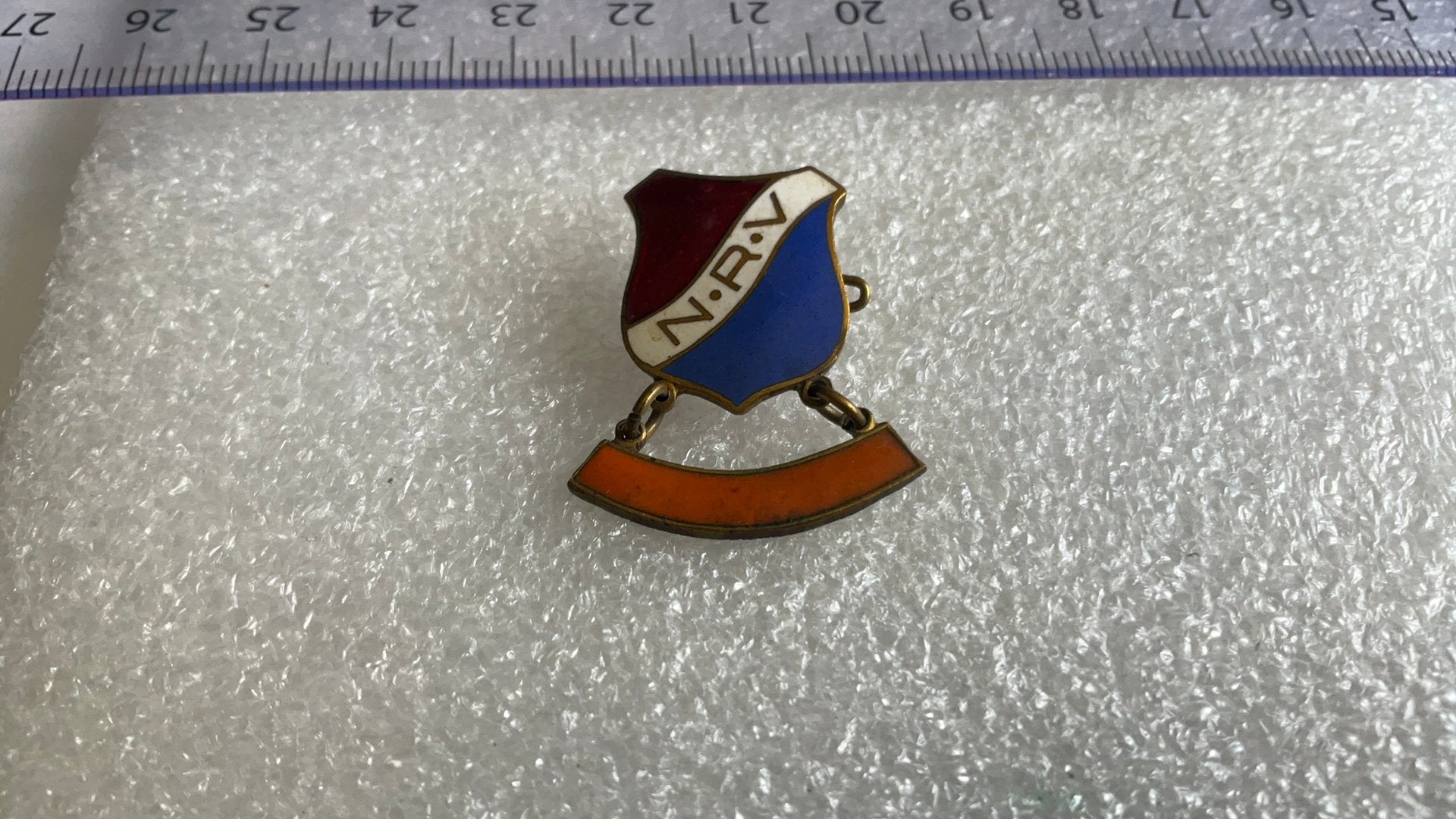 Broche NRV, Ophalen of Verzenden, Zo goed als nieuw, Overige onderwerpen