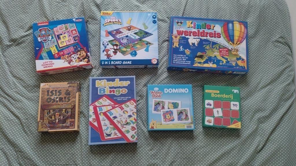 Diverse bordspellen en kinderspellen - Zo goed als nieuw, Vijf spelers of meer, Ophalen of Verzenden, Zo goed als nieuw, Verschillende uitgevers