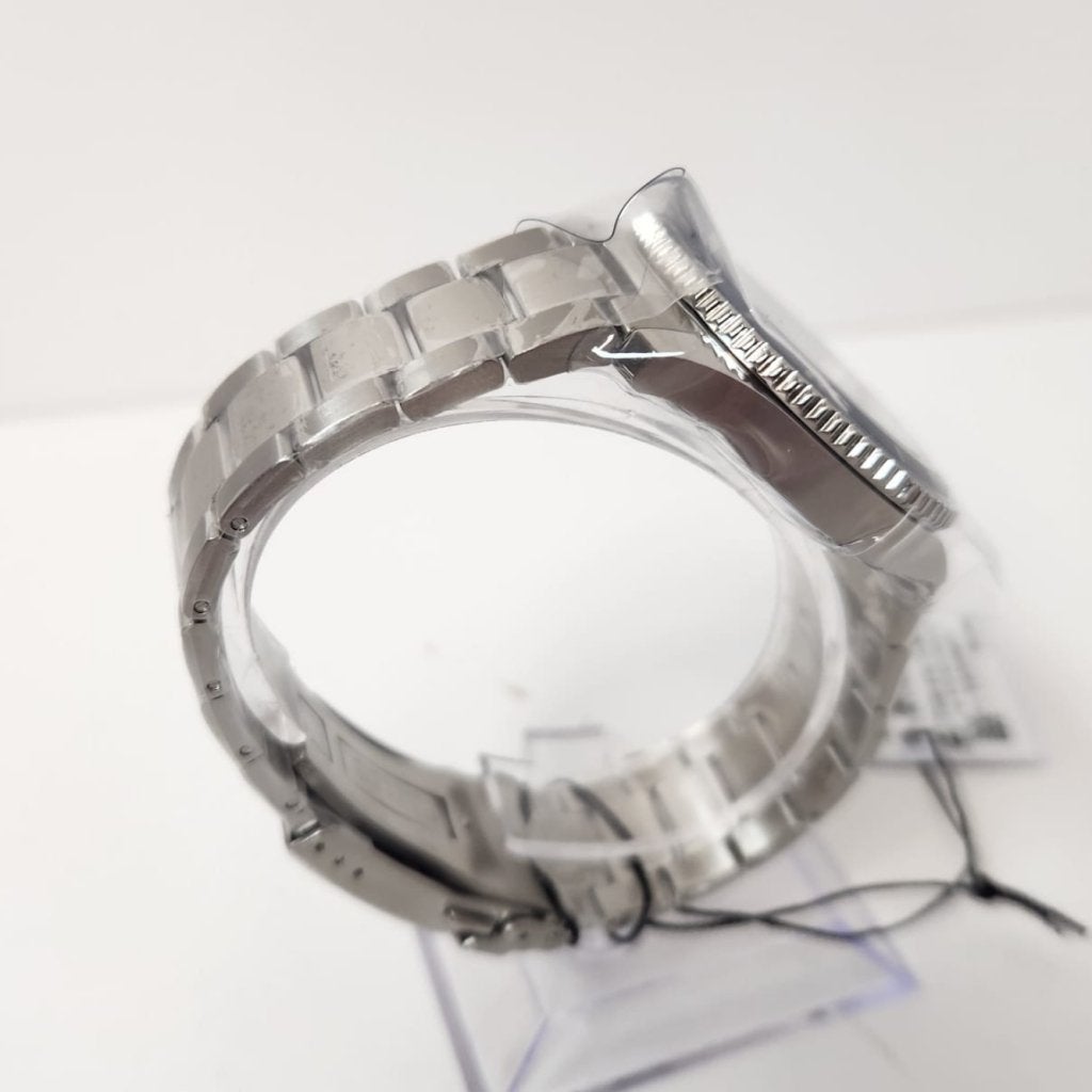 Tissot T-Sport T1204101104100 Seastar 1000 Horloge | NIEUW, Tissot, Gebruikt, Support@tissot.com, Rue Louis-Joseph Chevalier 1
2002 NeuchÃ¢tel
Switzerland