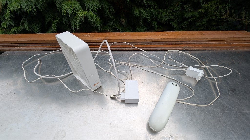Ziggo Modem SmartWifi Connectbox, Ophalen of Verzenden, Gebruikt, Router met modem, Ziggo