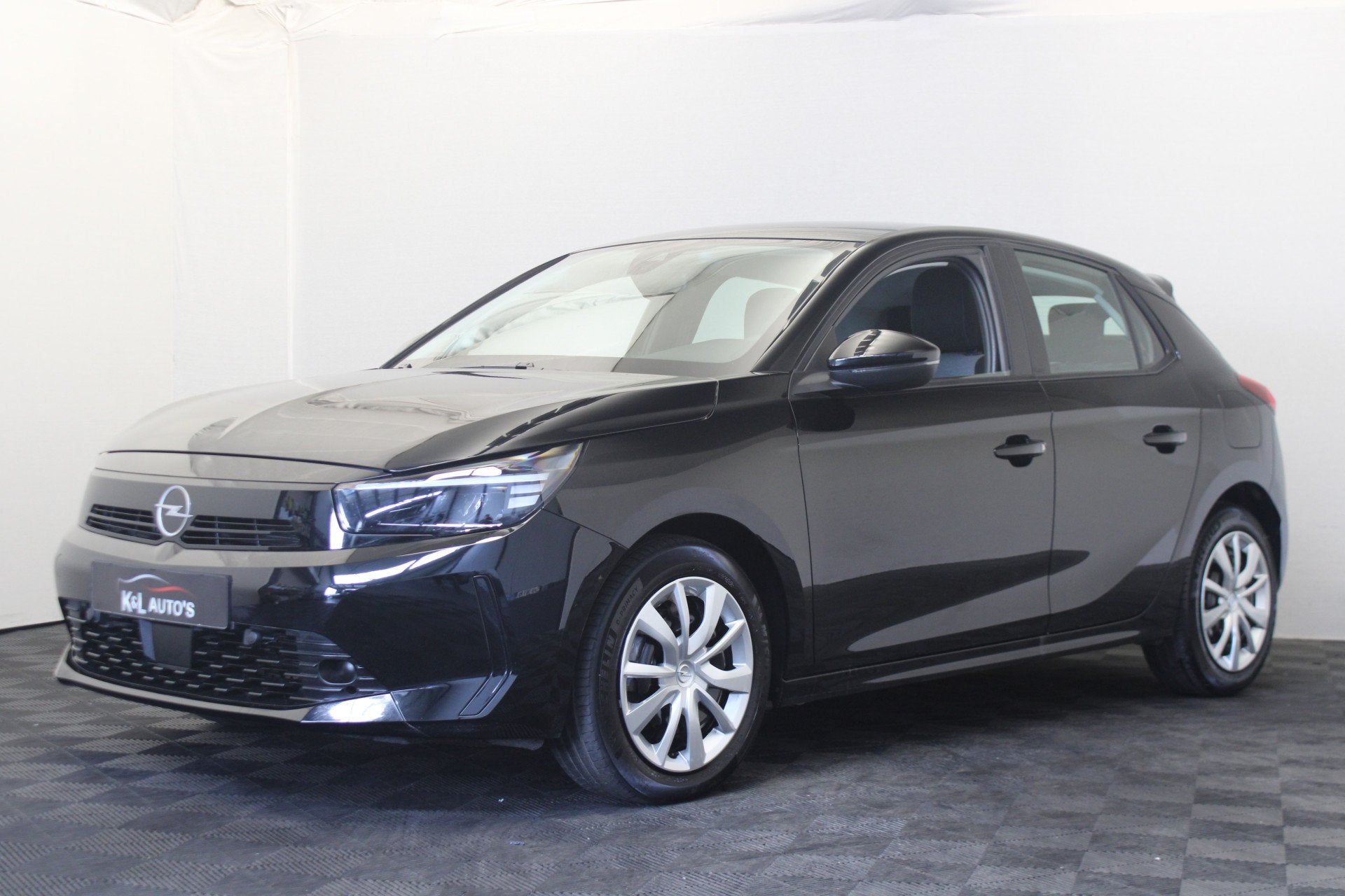 Opel Corsa 1.2 Turbo Hybrid (bj 2024, automaat), Auto's, Gebruikt, Zwart, Geïmporteerd, Corsa