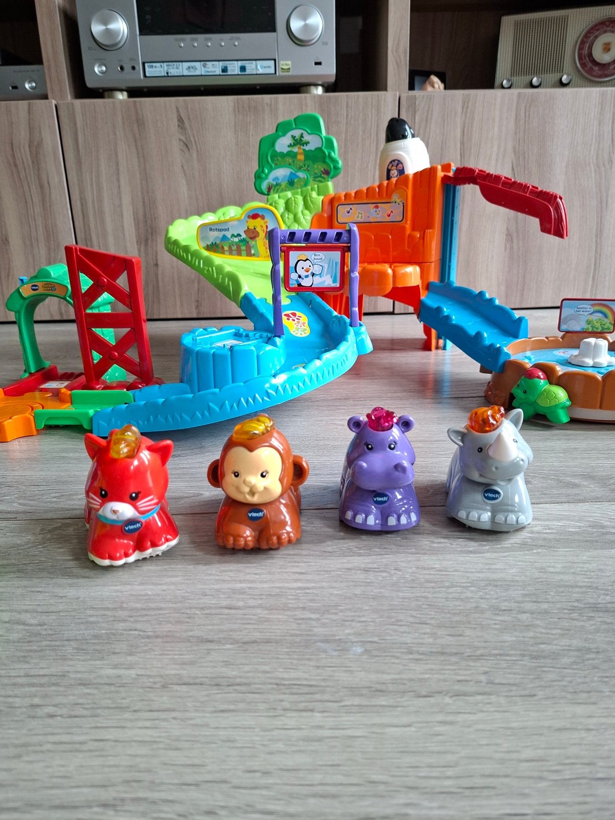 Leuke set zoef zoef  met sprekende beestjes, Ophalen, Zo goed als nieuw, 2 tot 4 jaar