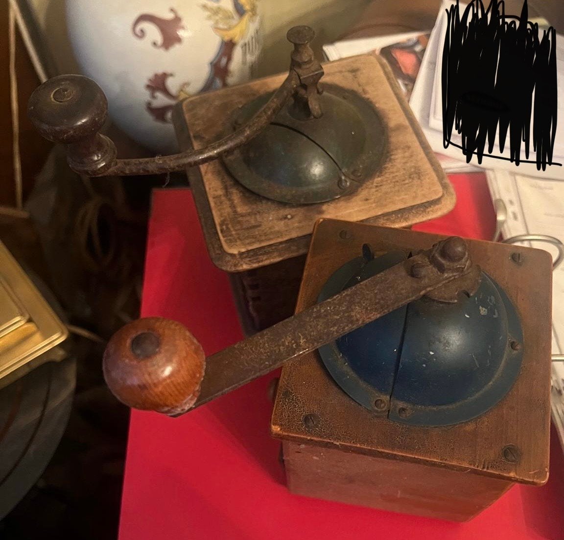 Set van 2 Antieke Koffiemolens - Hout & Metaal, Ophalen of Verzenden