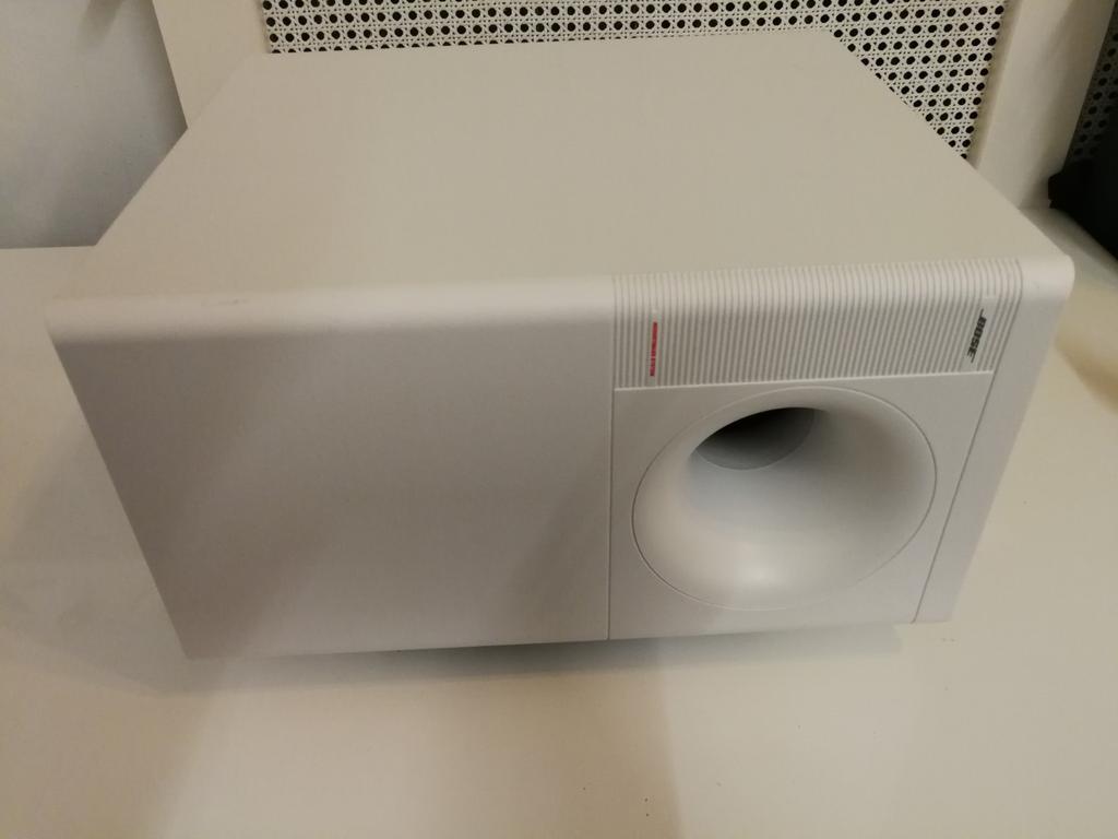 Bose Freespace 3 - 100w + Satellite 4xSF3, Ophalen of Verzenden, Zo goed als nieuw, 60 tot 120 watt, Surroundset zonder subwoofer