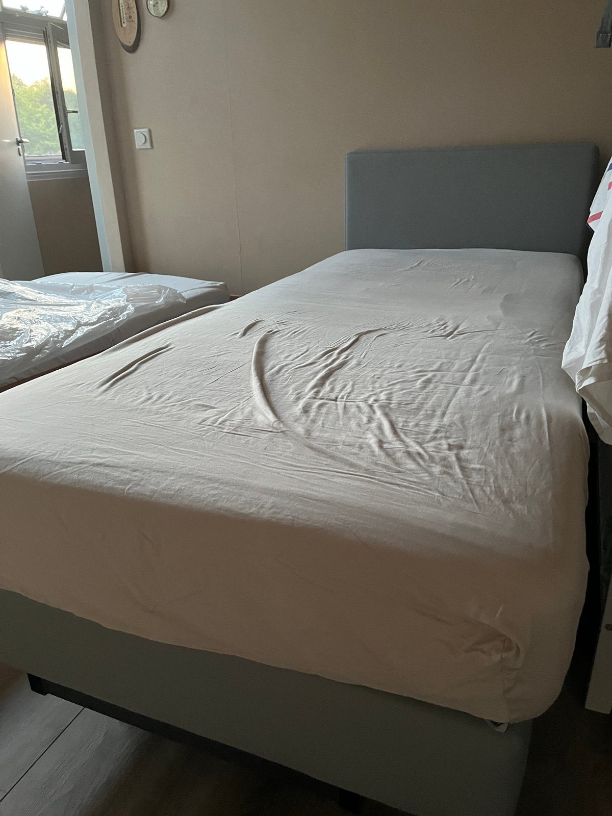 Boxspring incl natuurlatex matras OPHALEN IN SCHOORL!!, Ophalen, Gebruikt, 90 cm, Eenpersoons