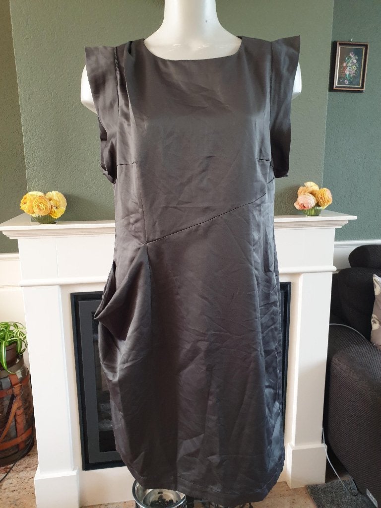 S'Nob Snob mooi bruin grijze jurk mt 42 L, Kleding | Dames, Bruin, Verzenden, Maat 42/44 (L), Zo goed als nieuw