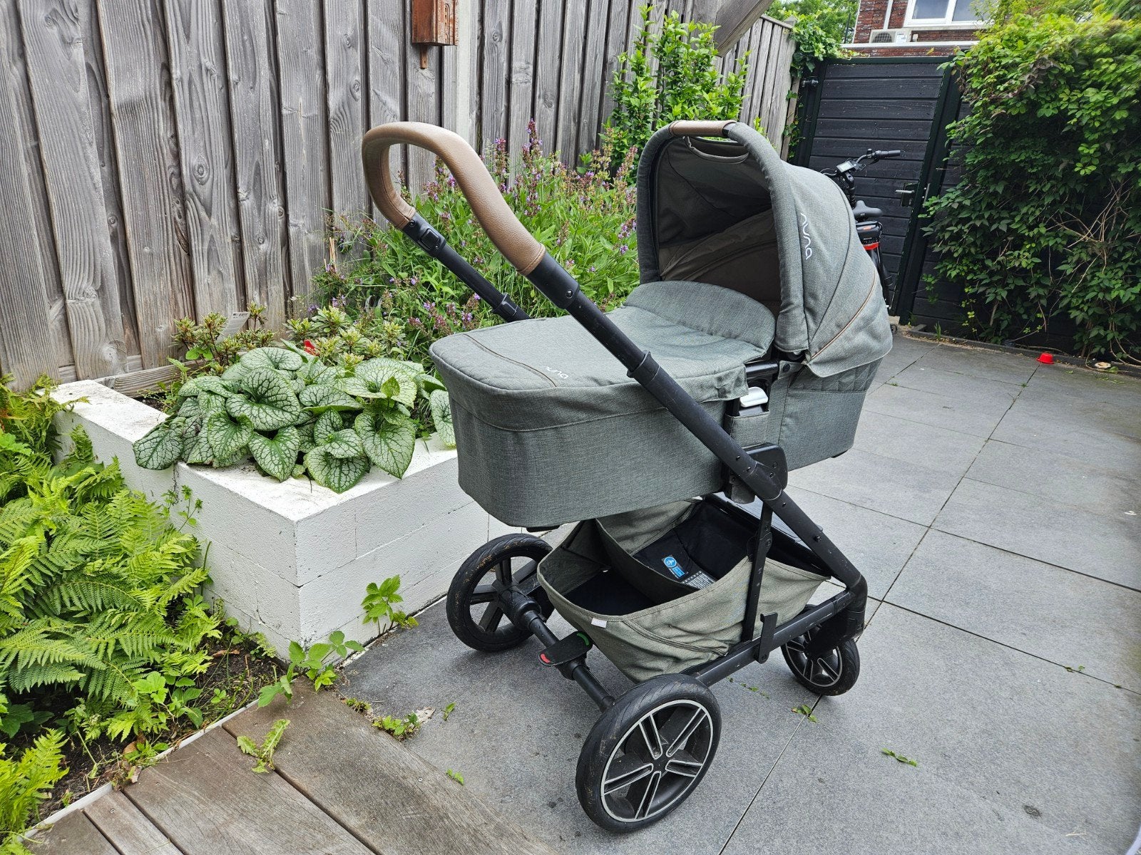 Nuna Mixx Next kinderwagen met reiswieg en zitje - Zo goed a, Zo goed als nieuw, Combiwagen, Met reiswieg, Ophalen