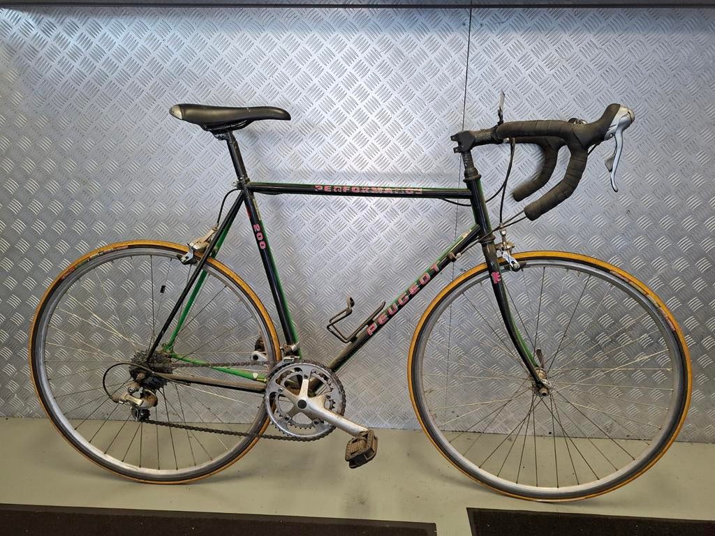 Peugeot racefiets oud model - Opknapper framemaat 58cm, 28 inch, Gebruikt, Staal, Velgrem