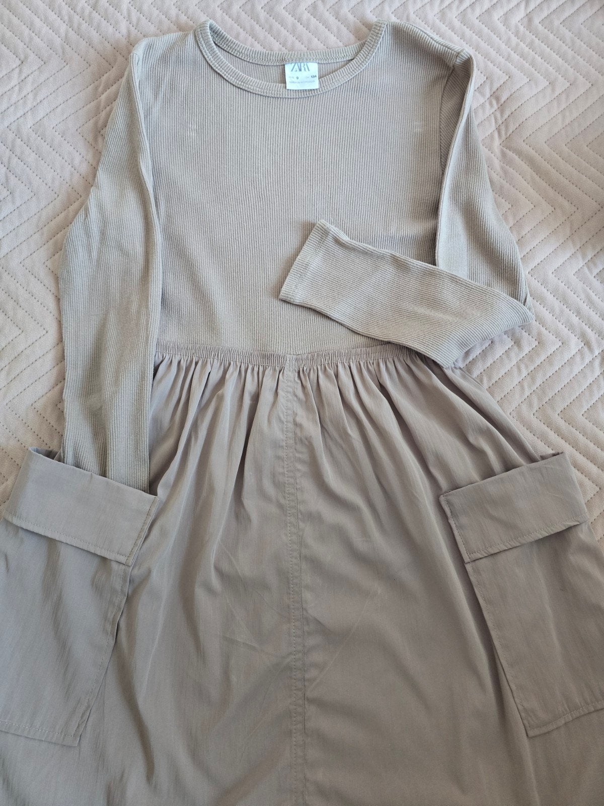 zara jurk 9-11 jaar roze pal+gilet, Ophalen of Verzenden, Zo goed als nieuw, Meisje, Jurk of Rok