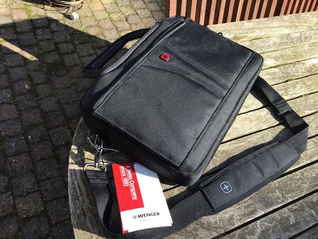 Wenger professioneel Laptoptas schoudertas., Meerdere vakken, Ophalen of Verzenden, Zo goed als nieuw, Zwart