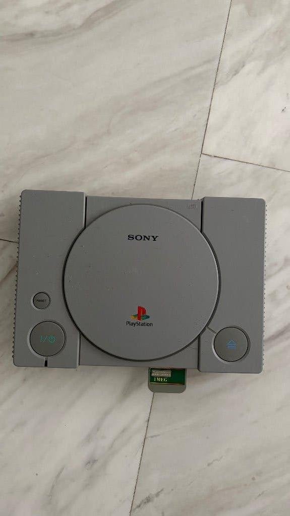 Playstation 1 met 3 controllers, games en memory card, Ophalen of Verzenden, Gebruikt, Met 3 controllers of meer, Met games