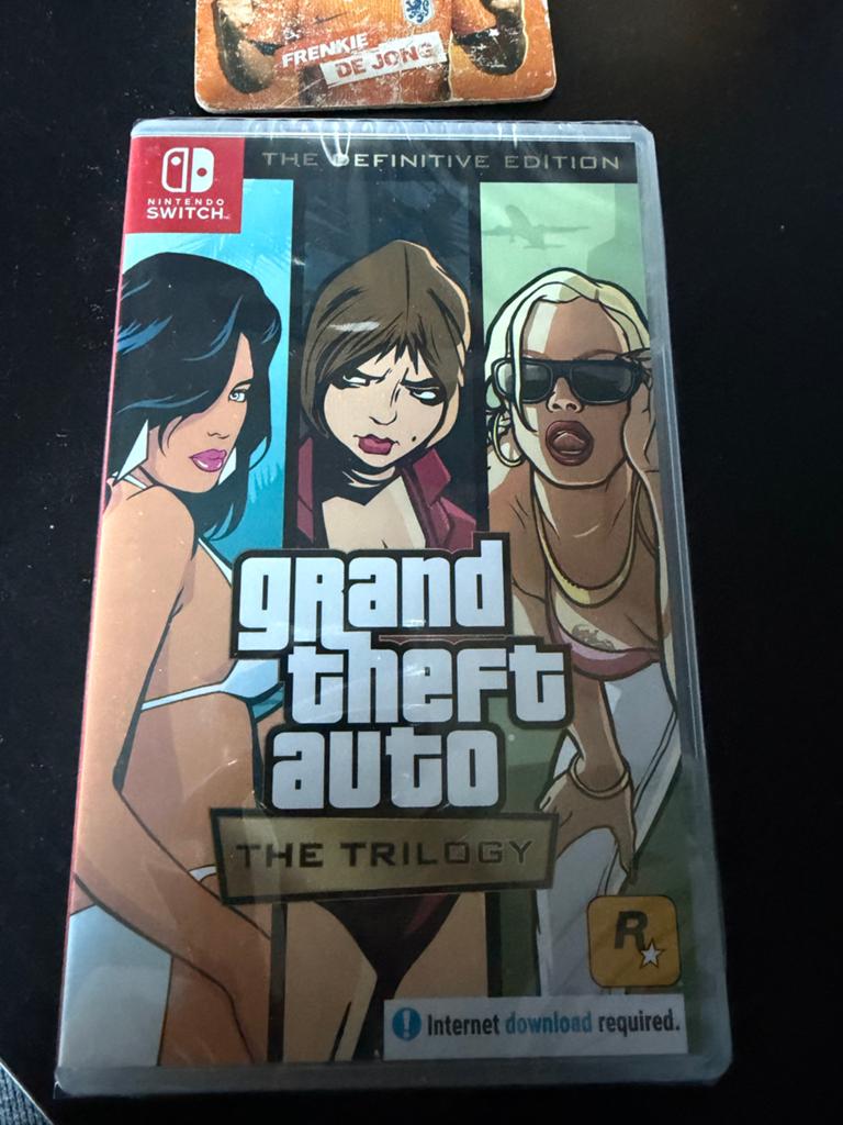 Sealed GTA The Trilogy Nintendo Switch Grand Theft Auto, Spelcomputers en Games, Met games, Ophalen of Verzenden, Zo goed als nieuw
