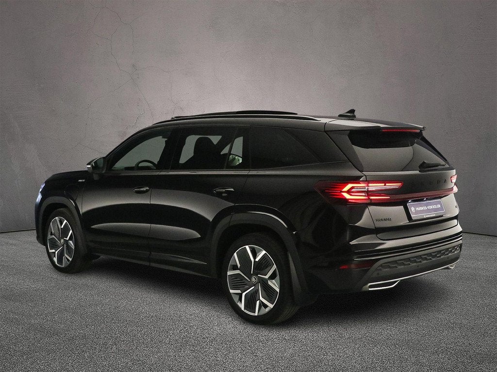 Skoda Kodiaq Sportline Business 1.5 TSI PHEV 204pk DSG Autom, Auto's, Skoda, Euro 6, 4 cilinders, Verblindingsvrij grootlicht