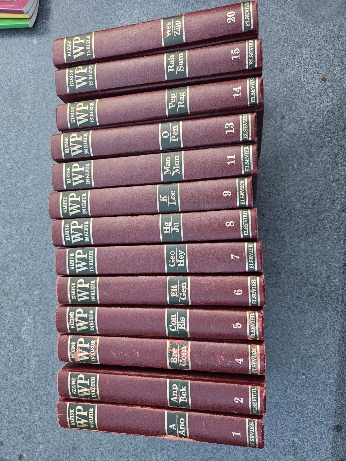 Serie Kleine WP in Kleur - Elsevier Encyclopedie, Boeken, Encyclopedieën, Ophalen of Verzenden, Gelezen, Algemeen, Complete serie
