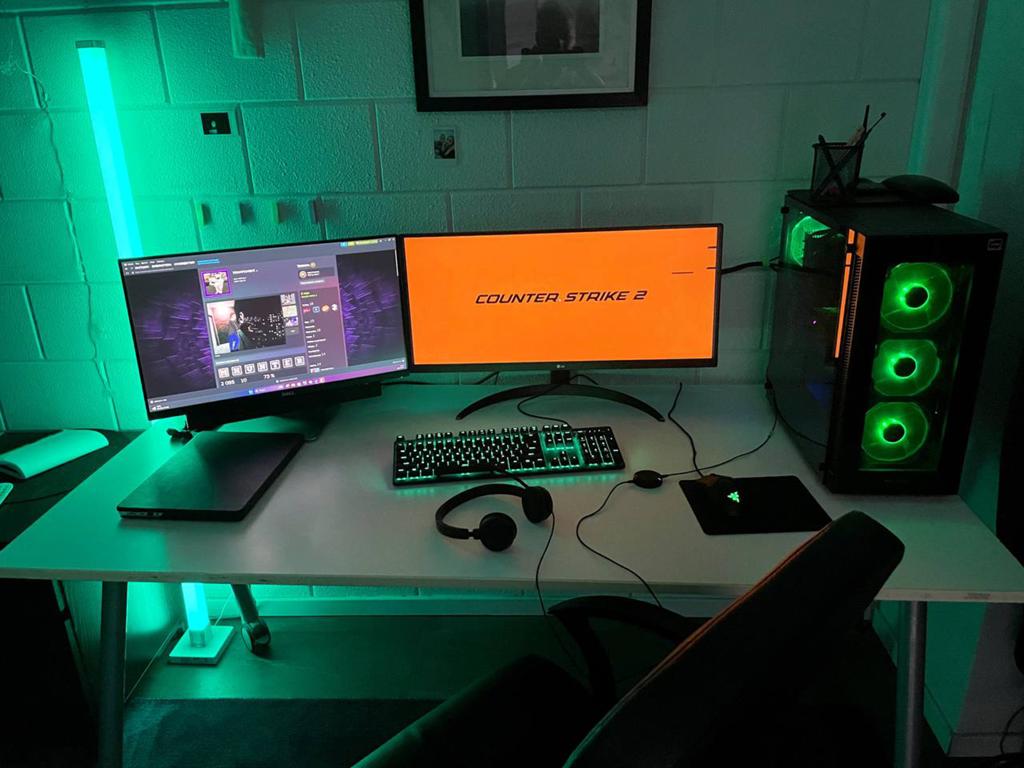 LG 29” Ultrawide + Dell UltraSharp + Soundbar | Dual Setup, HDMI, IPS, Full HD, Zo goed als nieuw