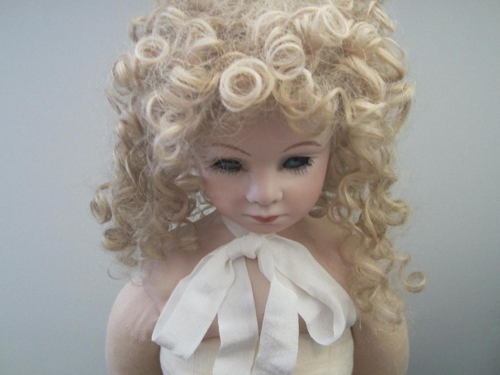 POPPENHOOFD VINTAGE, Verzenden