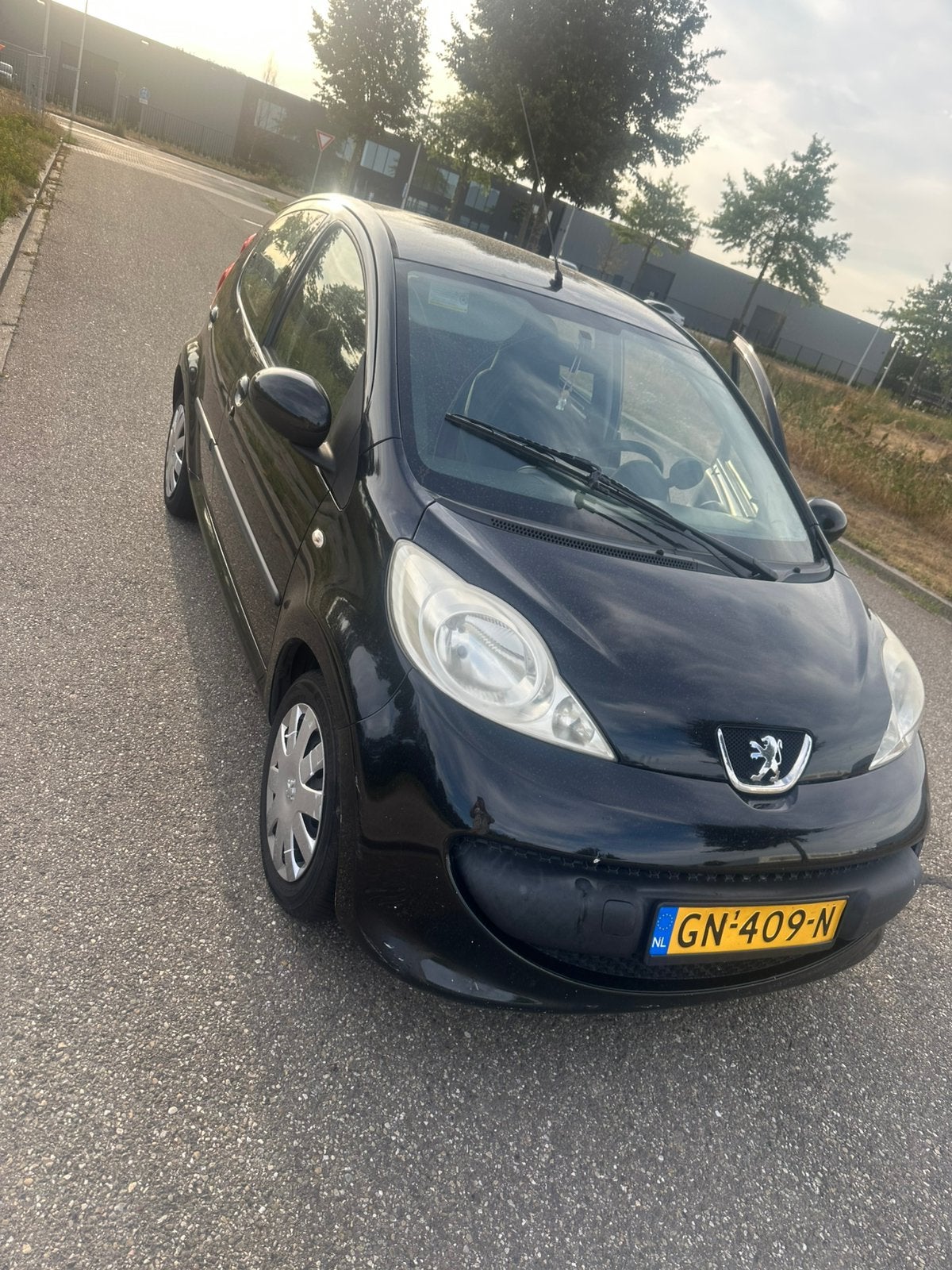 Peugeot 2006 Zwart, 4 stoelen, Particulier, Geïmporteerd, 23 €/maand