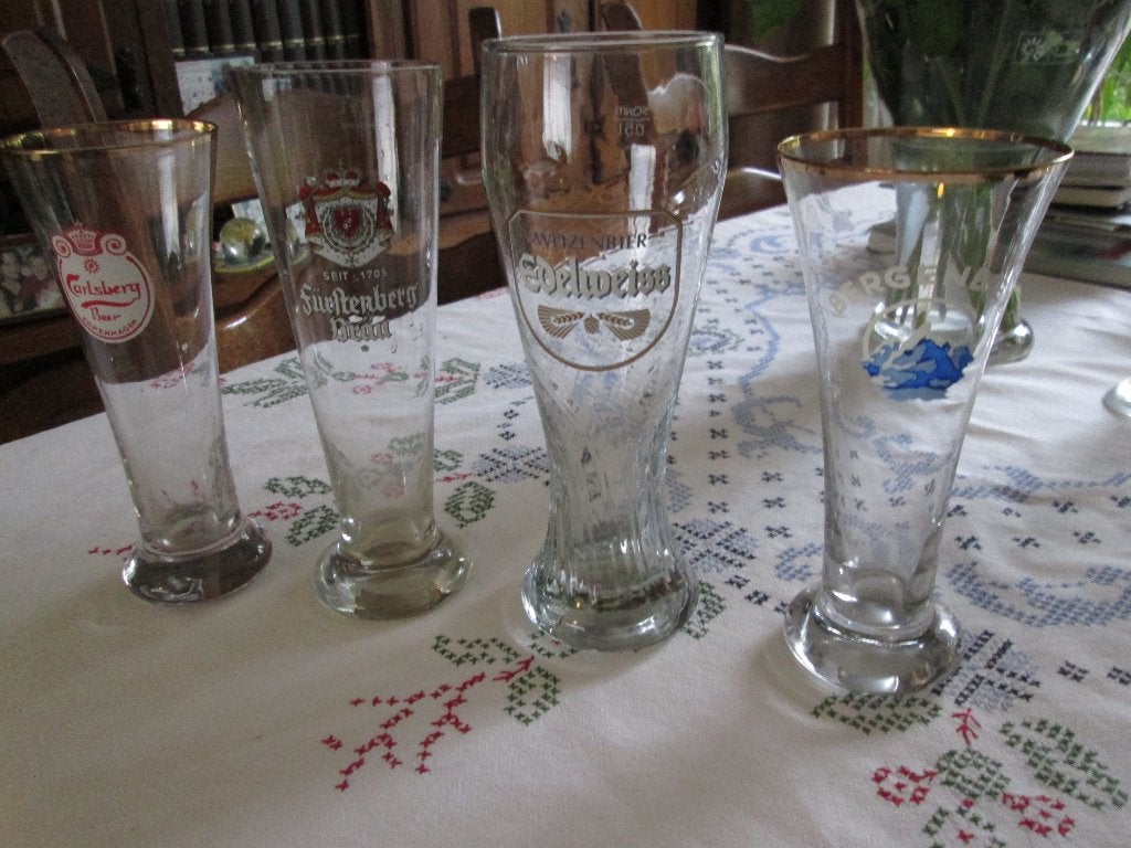 3 glazen,Carlsberg, Fürstenberg,Bergenbier, Ophalen, Zo goed als nieuw, Glas of Glazen, Overige merken