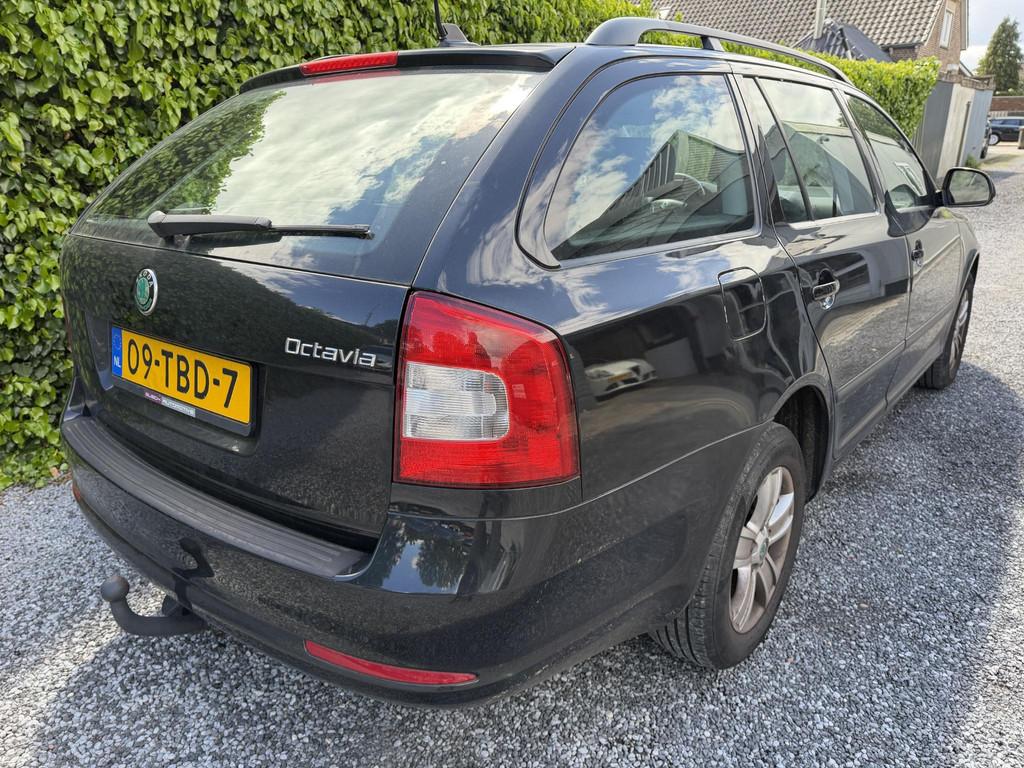 Skoda Octavia Combi 1.2 TSI Ambition Business Line | Navi |, Auto's, Voorwielaandrijving, Euro 5, Stof, Gebruikt