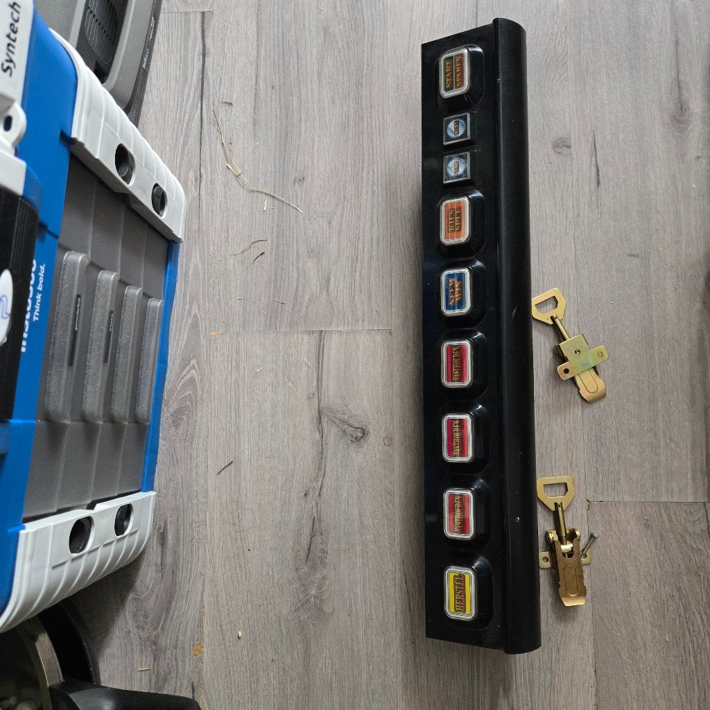 gokkast knoppen set. jpm voor mfme zelfbouw. arcade, Verzamelen, Euro, Ophalen of Verzenden, Gebruikt