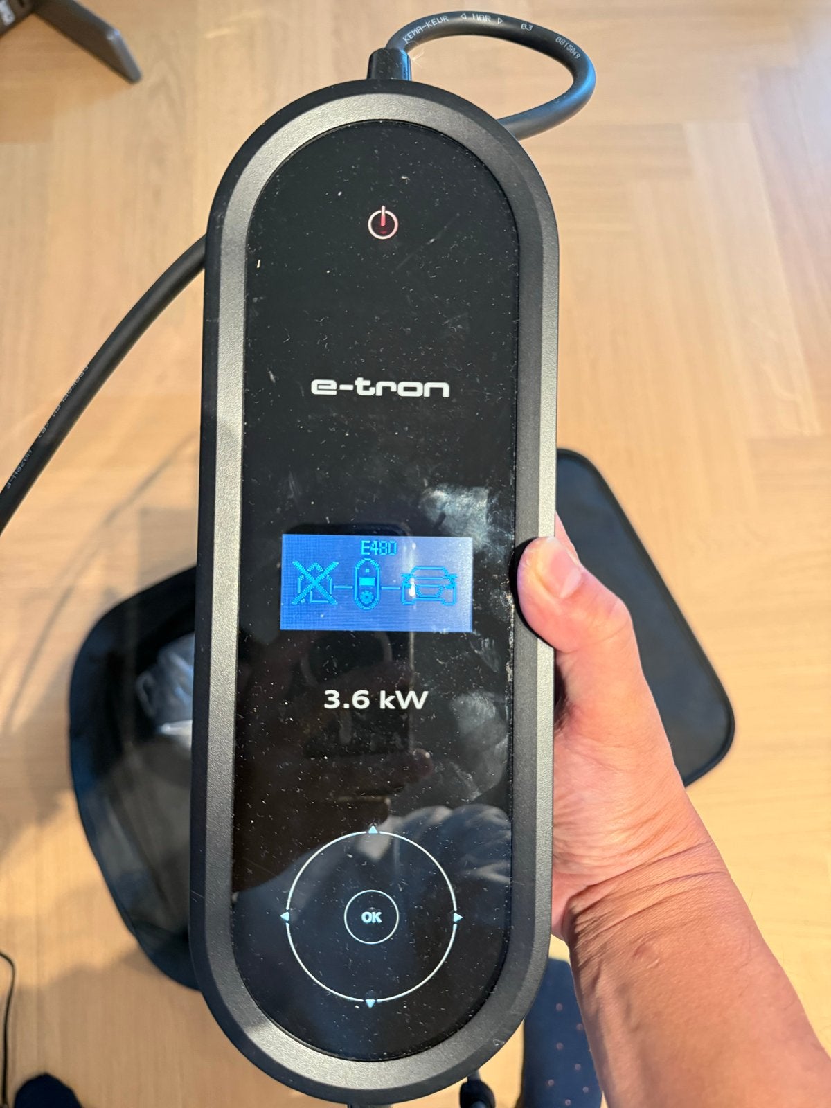Audi e-tron draagbare lader 3.6 kW, Ophalen of Verzenden, Gebruikt, Audi