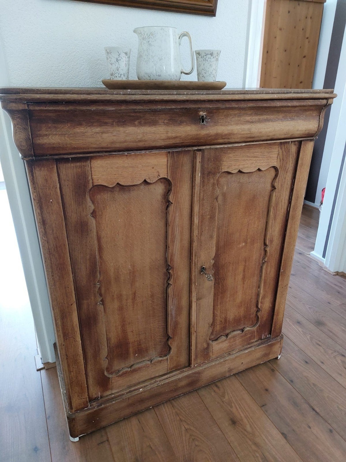 Houten meidenkast, Ophalen, Gebruikt, Met lade(s), 50 tot 100 cm