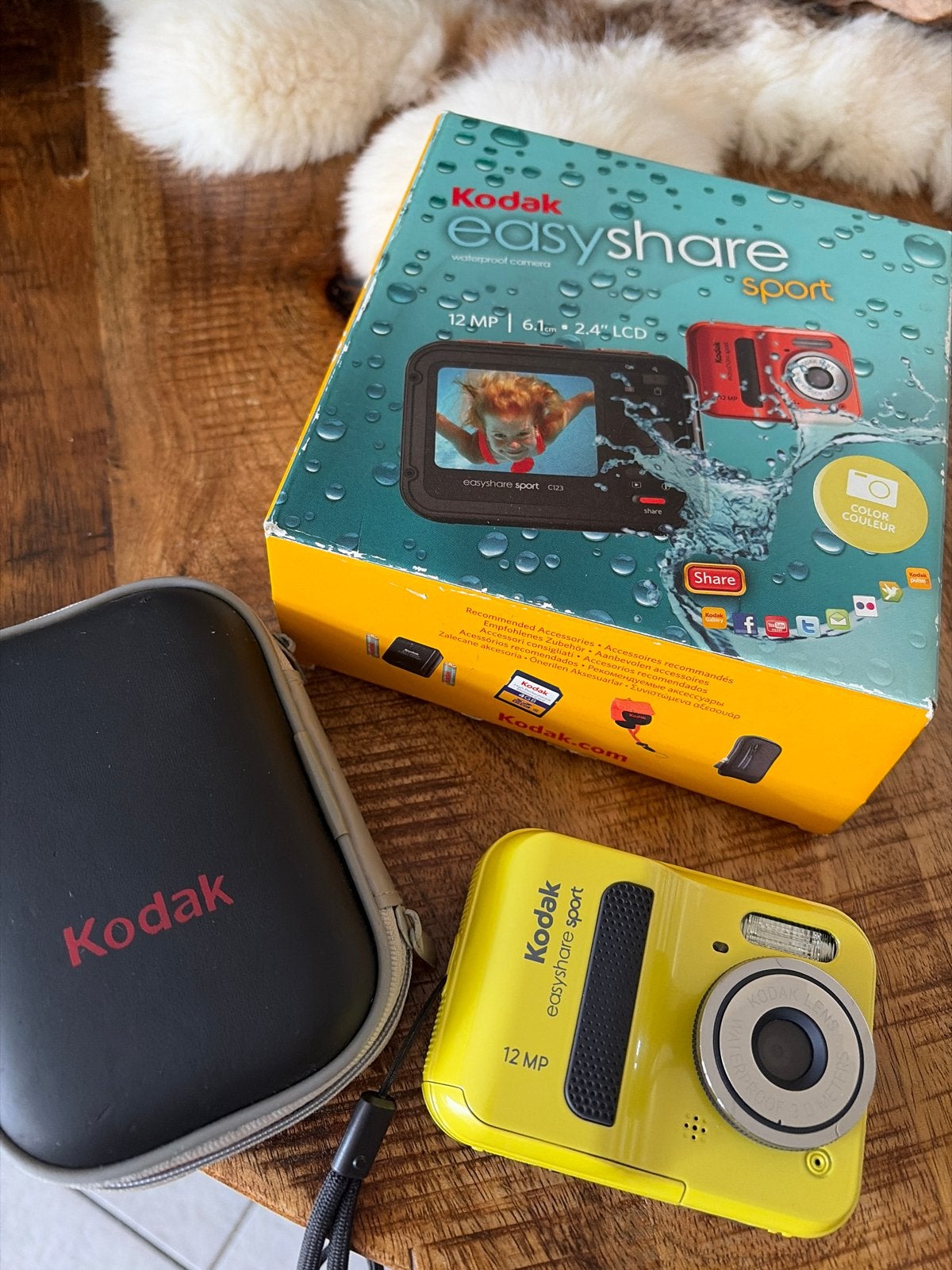 Kodak EasyShare Sport C123 Waterdichte Compactcamera, Ingebouwde flitser, Gebruikt, Ophalen of Verzenden, Geen optische zoom
