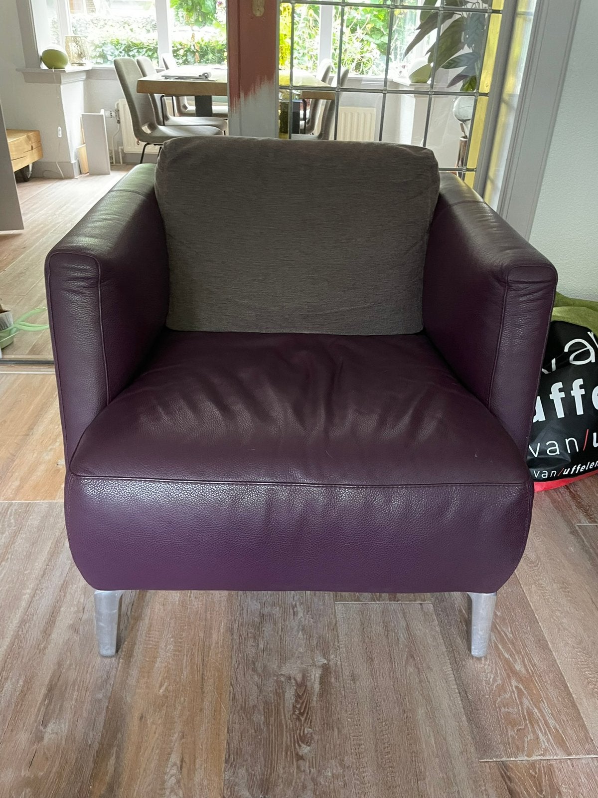 Gratis af te halen  leren Leolux fauteuil, Ophalen, Zo goed als nieuw, 50 tot 75 cm, Leer