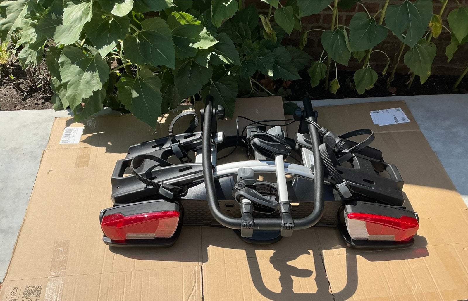 Thule VeloCompact 924 kantelbare fietsendrager ZGAN, Auto diversen, Fietsendragers, Ophalen, Elektrische fiets, Zo goed als nieuw
