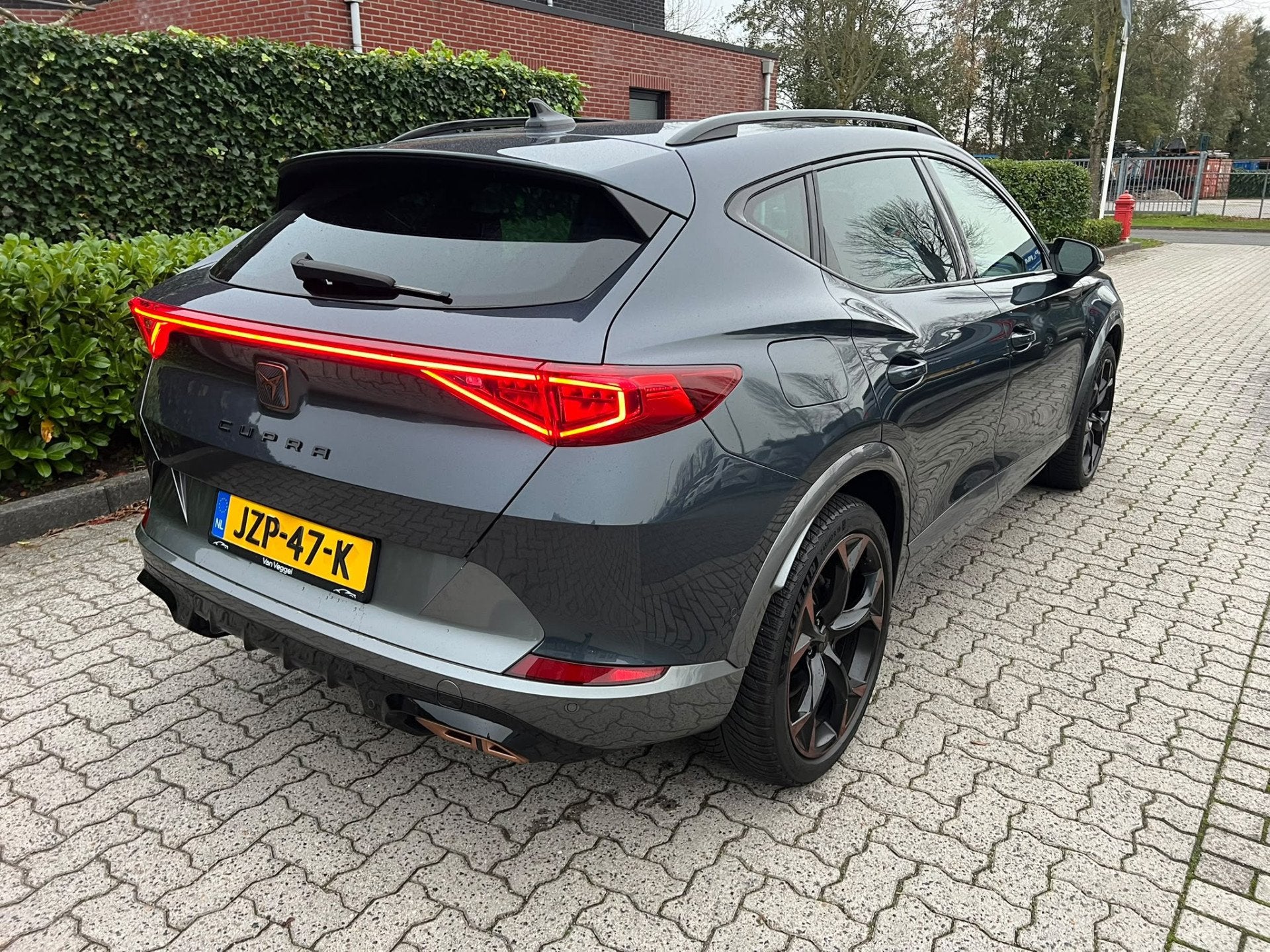 CUPRA Formentor 1.4 e-Hybrid 245 Pk VZ Performance virtual c, Gebruikt, 4 cilinders, Formentor, Blauw