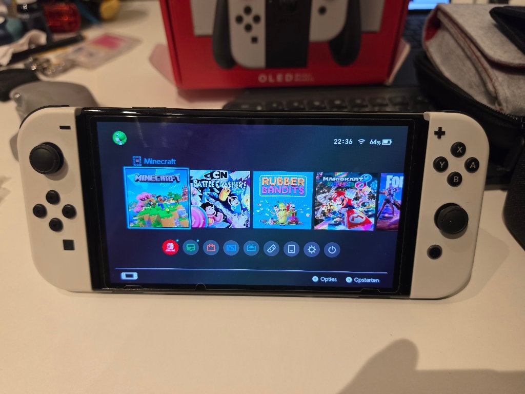 Nintendo Switch (OLED model) Wit _ Just Dance 2017-2020, Spelcomputers en Games, Spelcomputers | Nintendo Switch, Switch OLED