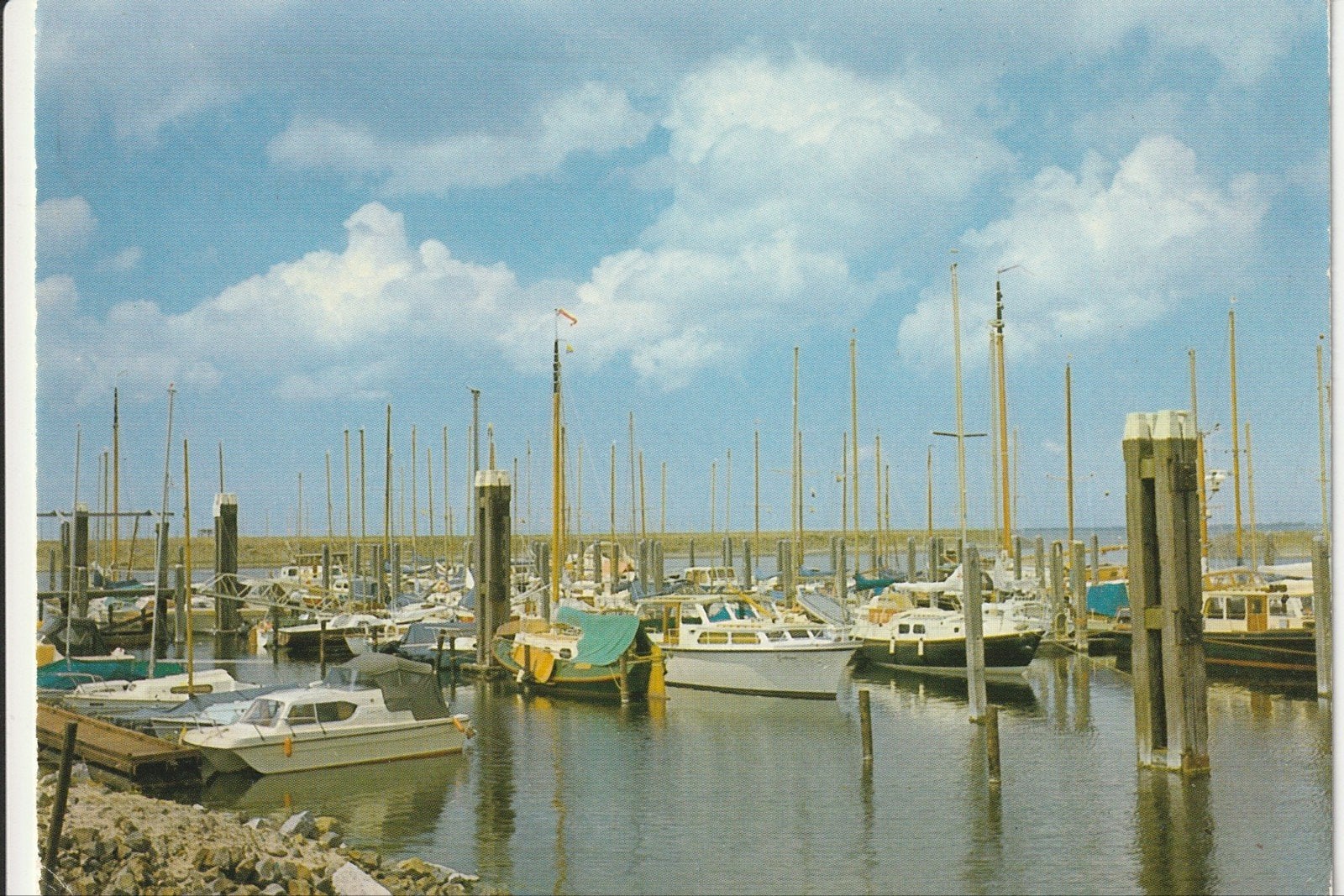 GROETEN UIT BRUINISSE JACHTHAVEN ZEIL- EN MOTORBOTEN, Ophalen of Verzenden, 1960 tot 1980, Gelopen, Zeeland