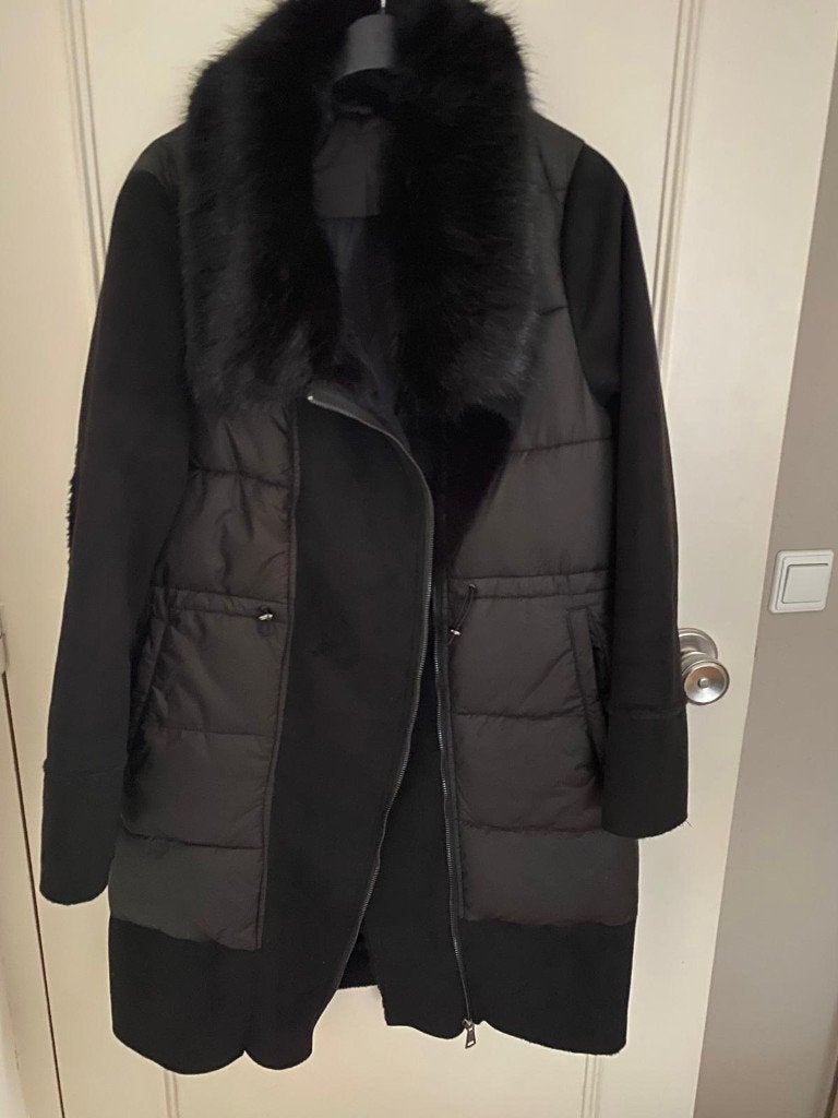 dames winterjas zwart, Ophalen of Verzenden, Zo goed als nieuw, Maat 38/40 (M), Zwart