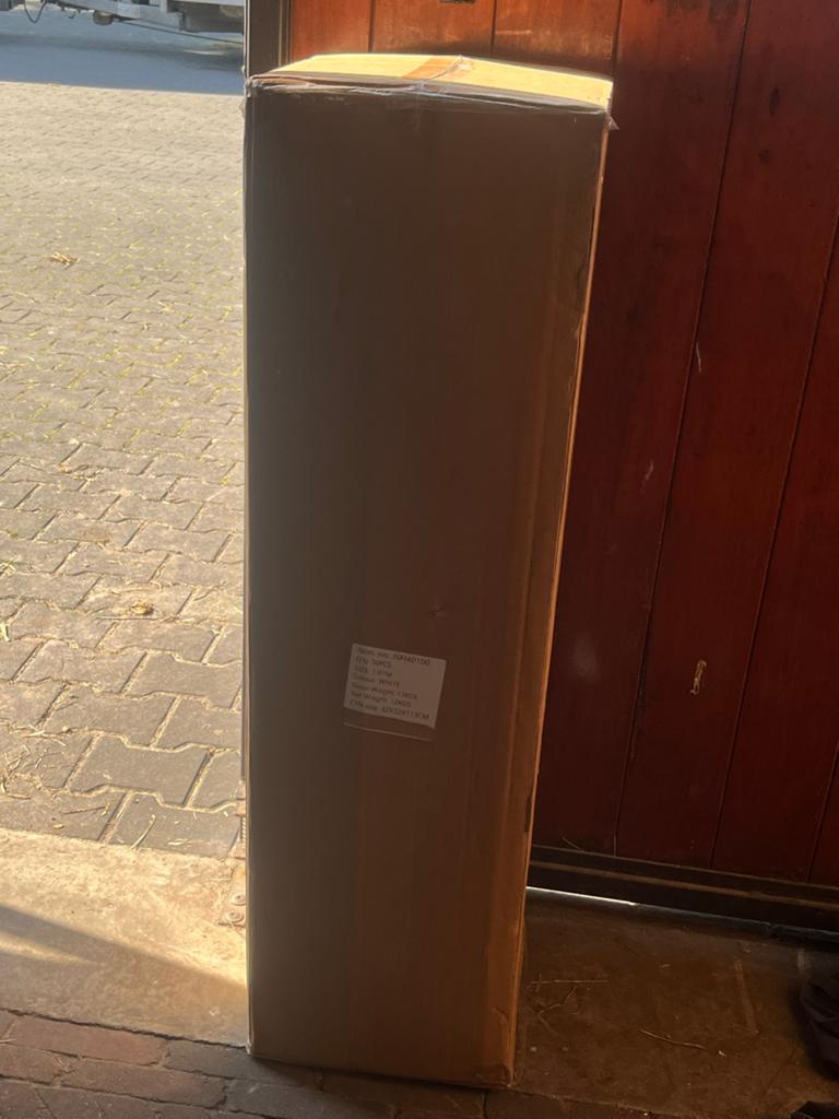 Nieuwe witte prikpaaltjes 107cm hoog - per stuk of 50 stuks, Ophalen, Nieuw, Kunststof, Overige typen
