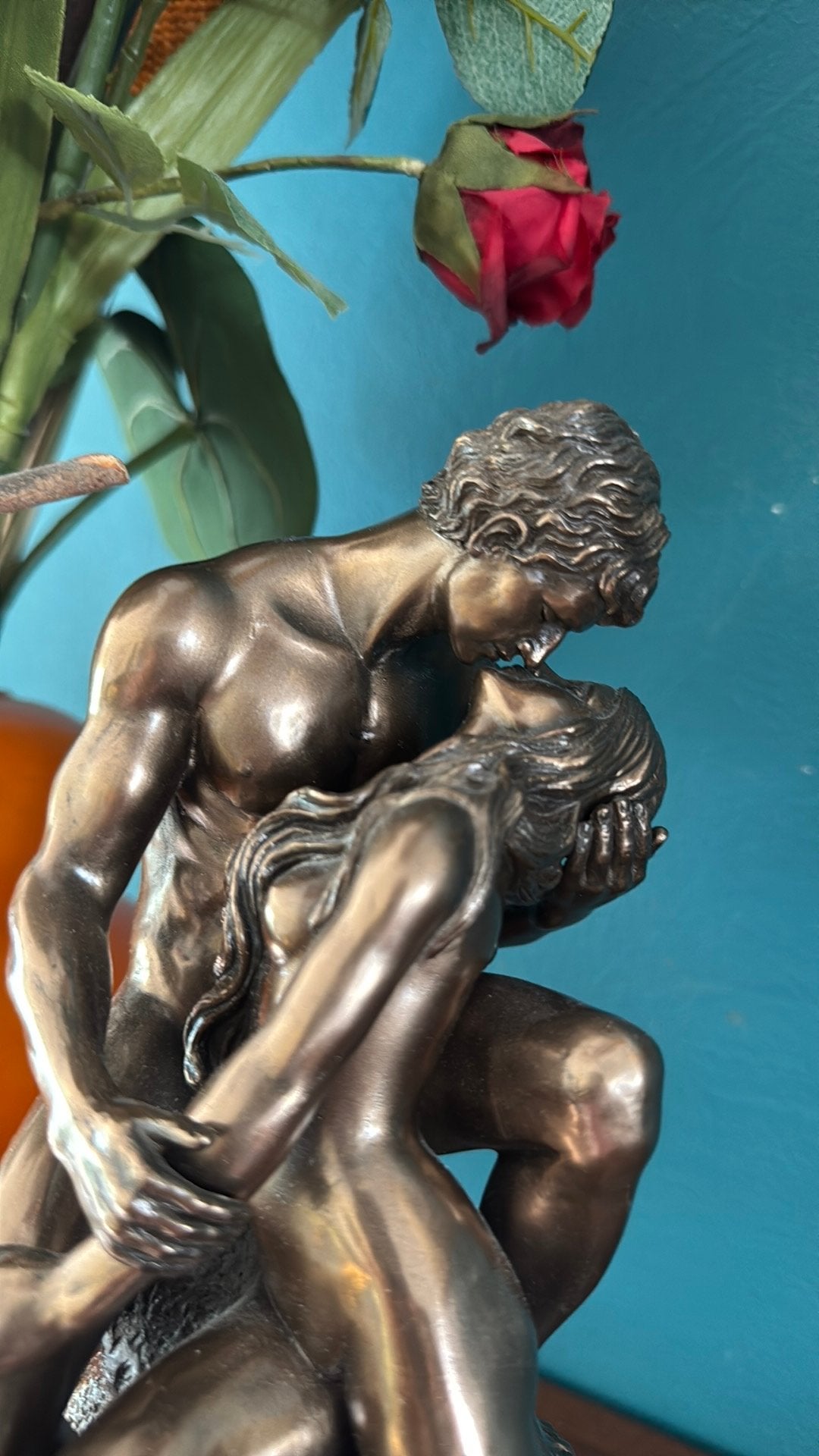 Veronese design. Zwaar beeld “de Kus”, Verzamelen, Beelden en Beeldjes, Ophalen of Verzenden, Zo goed als nieuw