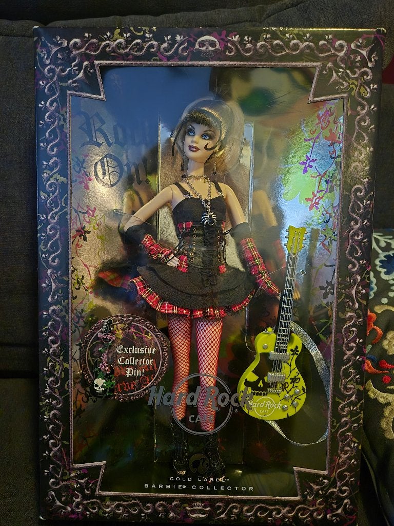 Barbie Hard Rock Cafe 2008, Ophalen of Verzenden, Zo goed als nieuw, Fashion Doll