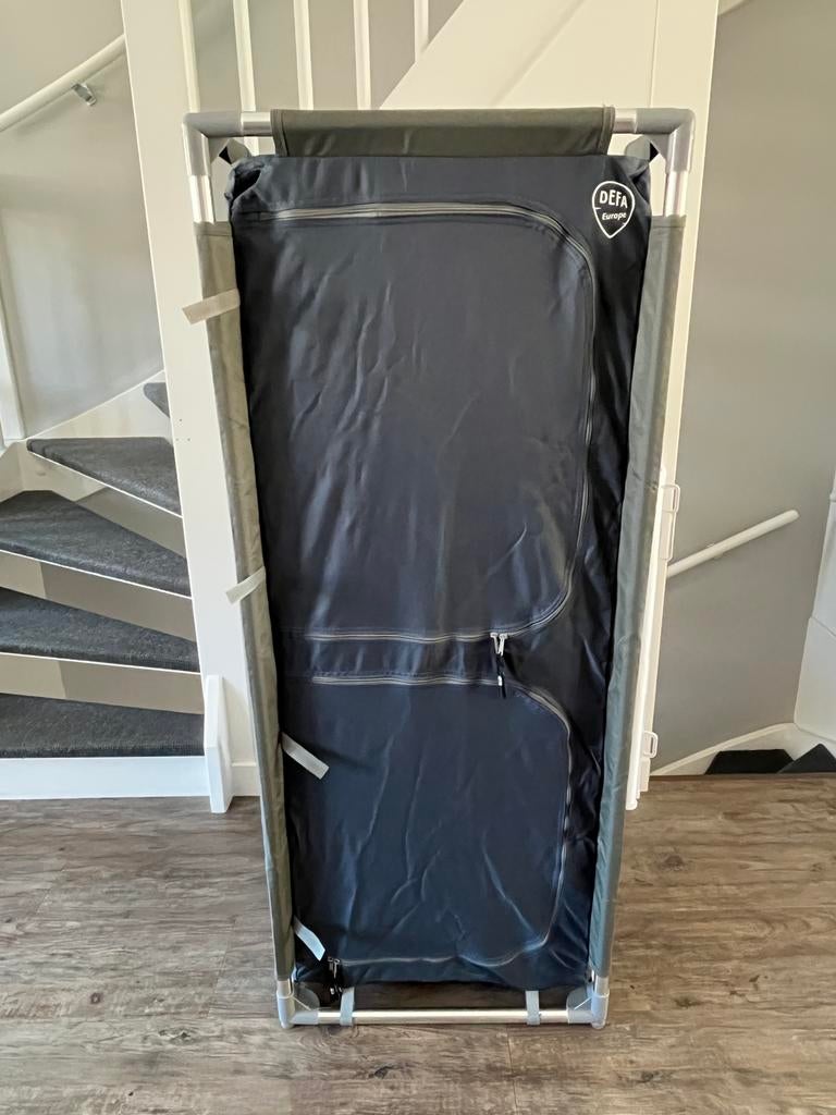 DEFA Blue Line 140 Schuin campingkast, Ophalen of Verzenden, Zo goed als nieuw, Campingkast