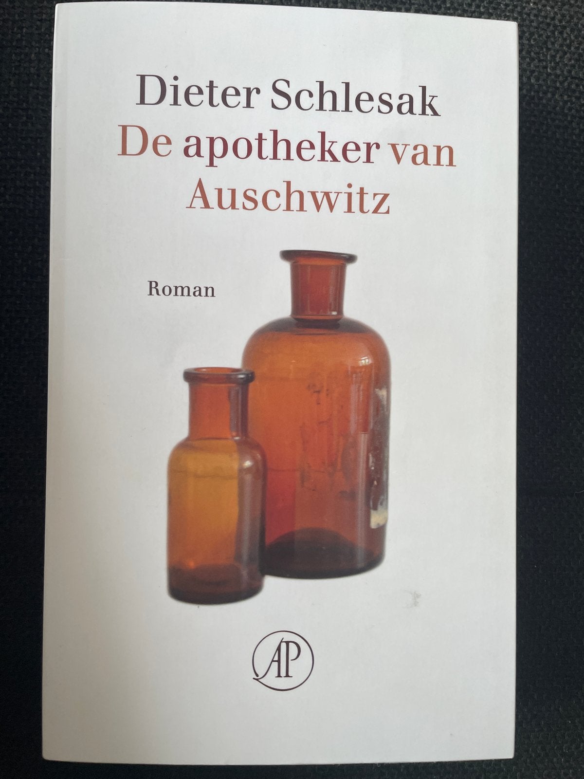 Dieter Schlesak - De apotheker van Auschwitz, Boeken, Ophalen of Verzenden, Zo goed als nieuw, Dieter Schlesak
