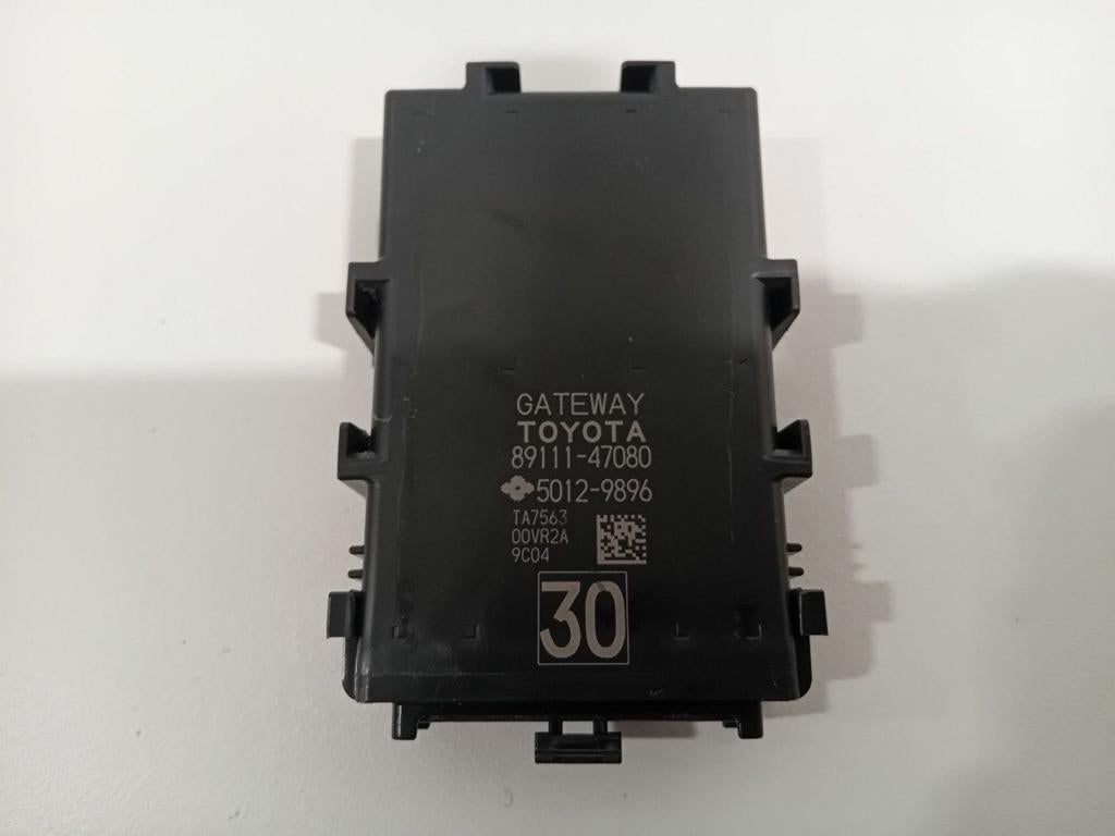 Gateway module Toyota Prius, Onderdelen@venauto.nl, Van der Ven Autorecycling B.V., Gebruikt, Ettenseweg 76, 4706 PB Roosendaal, The Netherlands