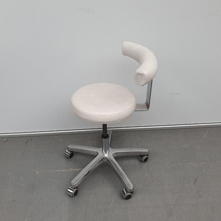 tandartsstoel werkstoel witte skai (met schade), Ophalen, Gebruikt, Wit