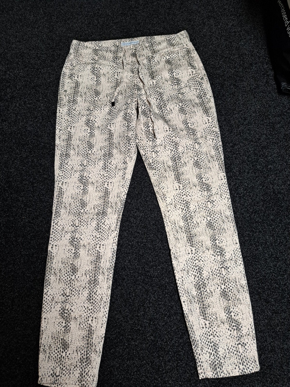broek, Ophalen of Verzenden, Zo goed als nieuw, Maat 38/40 (M), Lang