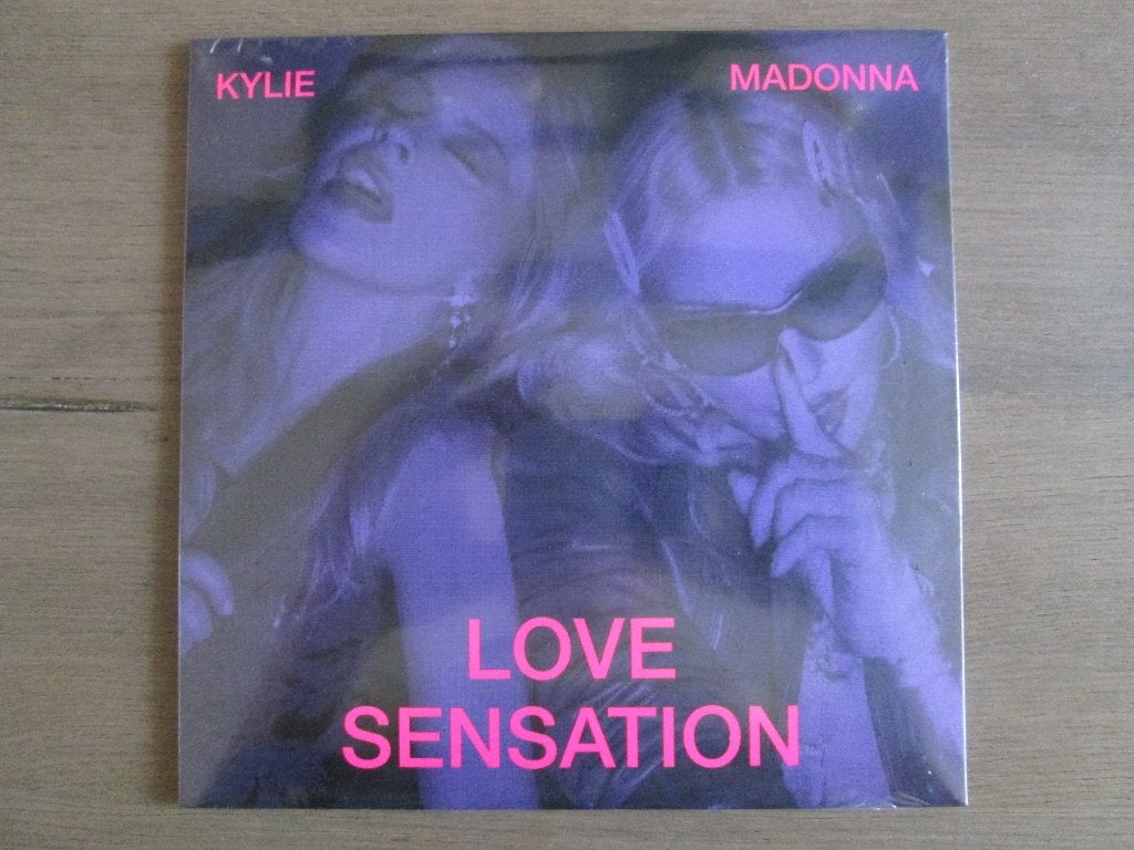 Madonna / Kylie 7'' Love Sensation ( Afterhours 7'' Mix ) /, Overige genres, 7 inch, Ophalen of Verzenden, Beschermende buitenhoes
