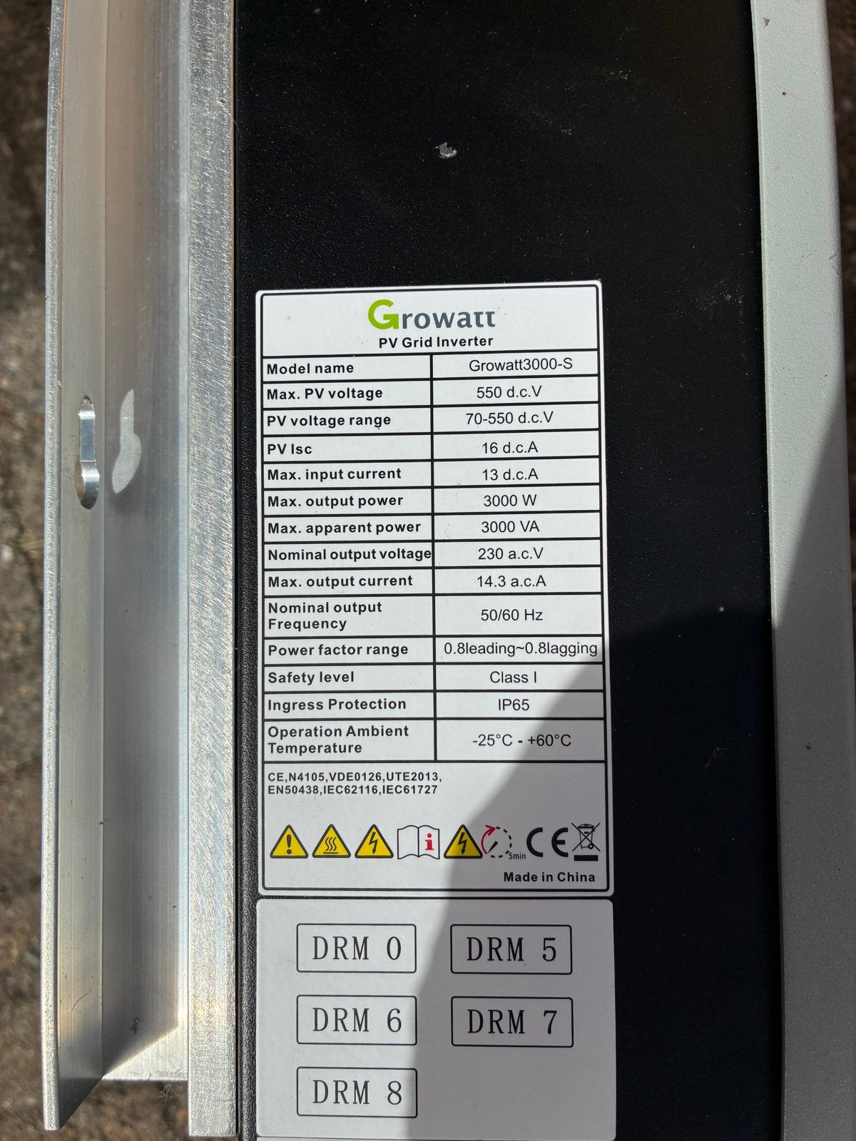Growatt 3000-S PV Omvormer - Zo goed als nieuw, Doe-het-zelf en Verbouw, Zonnepanelen en Toebehoren, Ophalen, Zo goed als nieuw