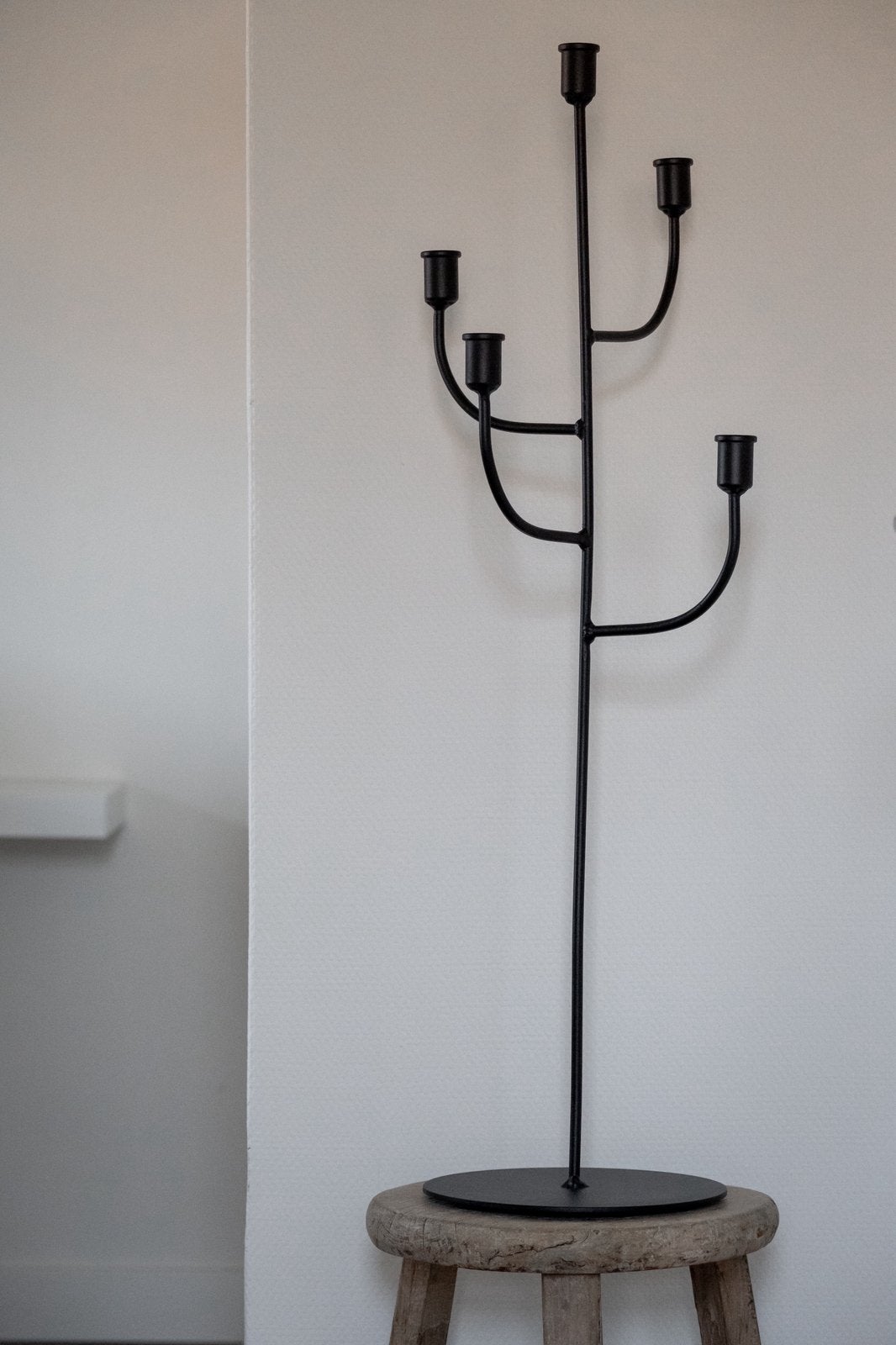 Grote kandelaar van K'willeminhuis, Huis en Inrichting, Woonaccessoires | Kandelaars en Kaarsen, 80 cm, Zwart, Ophalen of Verzenden