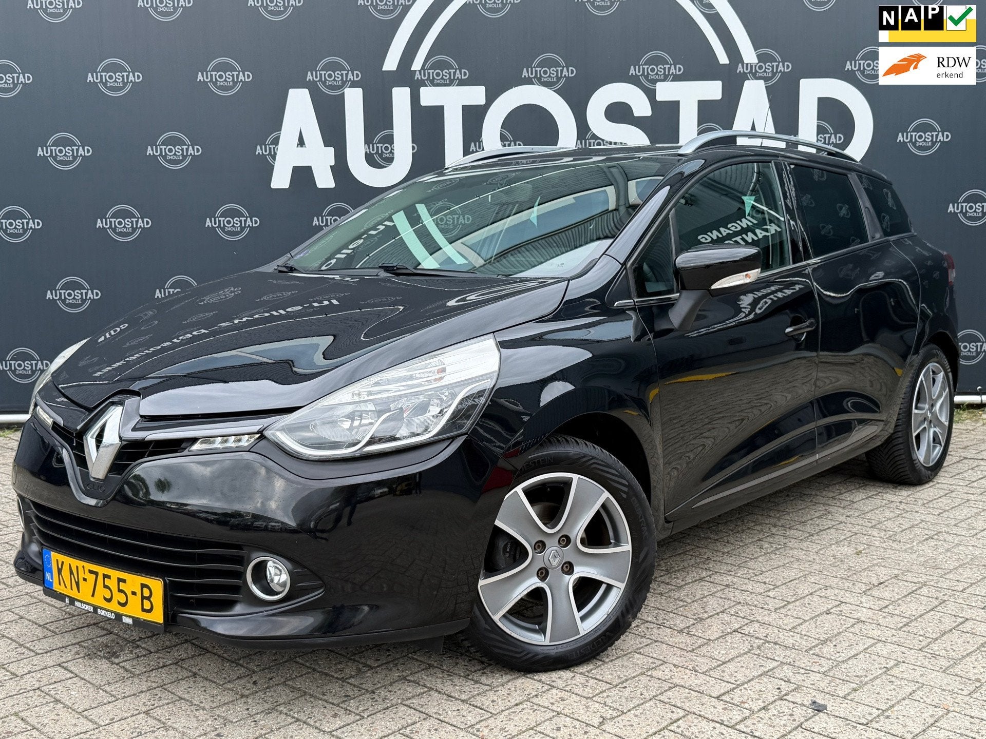 Renault Clio Estate 0.9 TCe Night&Day NL-Auto / 2e Eigenaar, Auto's, Voorwielaandrijving, 898 cc, Stof, 580 kg