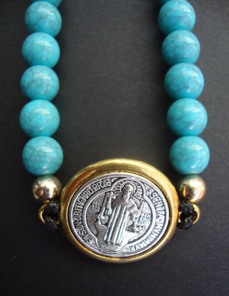 armbandjes met Sint Benedictus medaille / in 2 kleuren nieuw, Ophalen of Verzenden, Nieuw, Sieraad, Christendom | Katholiek
