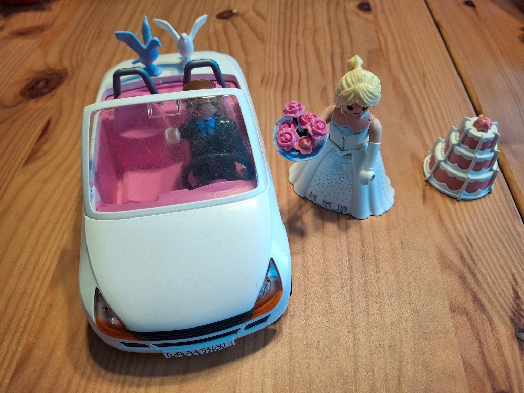 Playmobil bruidspaar in trouwauto., Kinderen en Baby's, Ophalen of Verzenden, Gebruikt