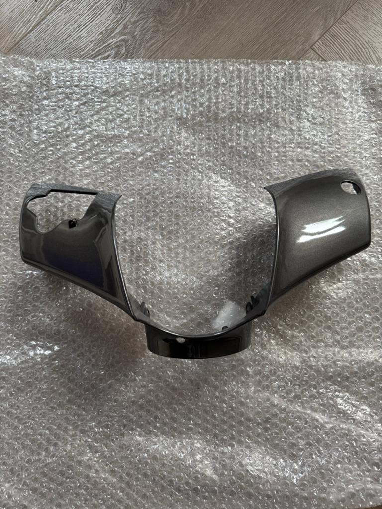 Nieuwe Buiten Stuurkap Agaat/Metallic Grijs Piaggio Zip, Fietsen en Brommers, Brommeronderdelen | Scooters, Ophalen of Verzenden