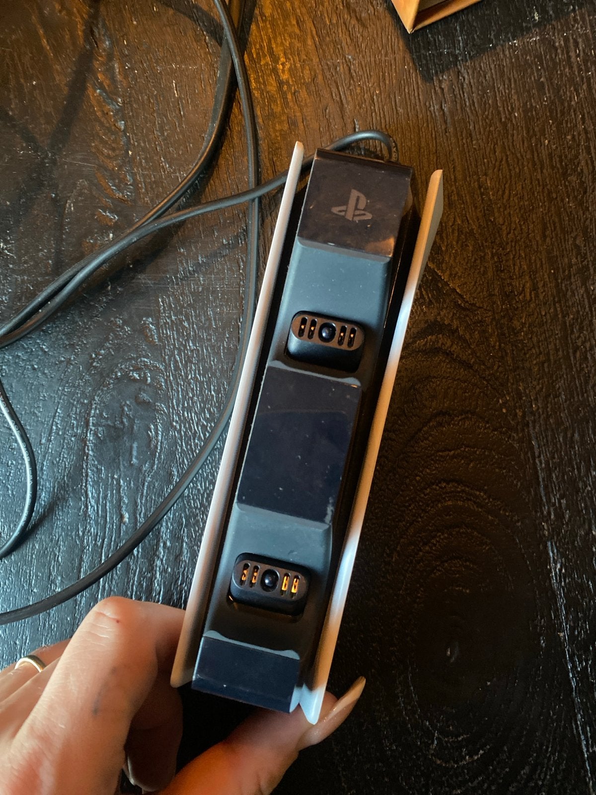 Sony PlayStation 5 DualSense Oplaadstation, Ophalen of Verzenden, Zo goed als nieuw, Voeding, Oplader of Kabel, PlayStation 5