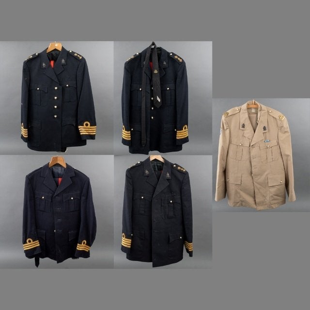 Uniform Wol Korps Mariniers - Kolonel Maat 50- In Nieuwstaat, Verzamelen, Militaria | Algemeen, Ophalen of Verzenden, Marine, Nederland
